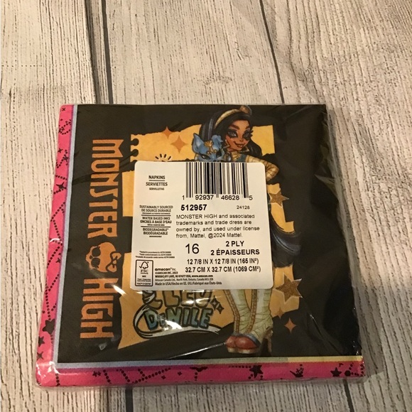 Monster high Birthday  16 count napkins -NEW - Picture 2 of 2